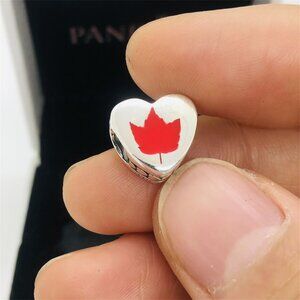 ✨🔥Pandora Vermont Maple Leaf Heart Charm